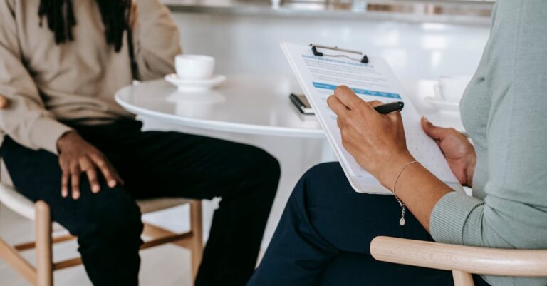 découvrez les coulisses de notre interview captivante où nous plongeons dans des discussions enrichissantes, partageons des expériences uniques et révélons des perspectives inédites. rejoignez-nous pour une exploration fascinante et inspirante.